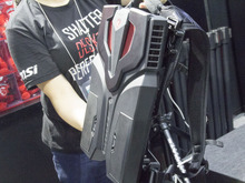 【TGS2016】MSIがVR特化バックパックPC「VR One」を展示―バーチャルを背負って未来へ 画像