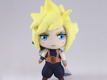 『ファイナルファンタジーVII』のクラウドがミニぬいぐるみ化―背中にはバスターソードが! 画像