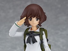 「ガルパン劇場版」秋山殿が制服Verでfigmaに！敬礼が似合う「ドヤ顔」やあの「信号ラッパ」も 画像