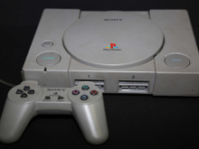 『ゲーム19XX～20XX』第5回：初代プレイステーションが次世代ハードの覇権争いを制した1996年を振り返る 画像