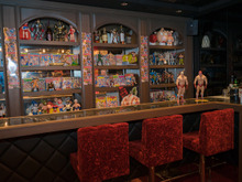 「キン肉マン酒場」に行ってみた! ファンなら思わず“ニヤリ”なコラボフード&展示物がズラリ 画像