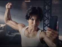 『ロマンシング サガ リ・ユニバース』武田真治さん主演のCMを公開!筋肉とともにキャラを鍛える光景に注目 画像
