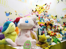『ポケモン』ぬいぐるみが盛りだくさん!「名探偵ピカチュウ」も!【おもちゃショー2019】 画像