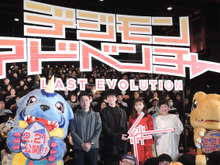 デジモン映画「LAST EVOLUTION 絆」花江夏樹、坂本千夏らが語る見どころ 「大人になってもアグモンとの絆は消えない」 画像