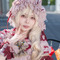 【コスプレ】深紅の色合いを出す素材感と細部の作り込みにも注目！「東方」屈指の危険人物“フラン”レイヤーがハマりすぎ【写真9枚】