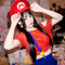 【コスプレ】香港美女の「マリオ」がスタイル良すぎ！シースルーのチラ見せ衣装にドキドキが止まらない【写真7枚】