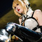 【コスプレ】ウエストが細いっ！長崎美女の『ゼンゼロ』イヴリンが躍動感のあるポージングで曲線美を見せまくる【写真9枚】