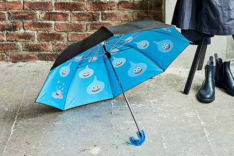 『ドラクエ』人気の“スライム折りたたみ傘”が再受注開始―広げた時のデザインが最高にキュート 画像