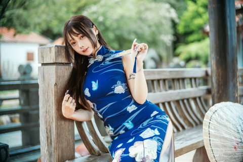 台湾美女が魅せるチャイナドレスの着こなし！S字カーブから生み出す曲線美、ここに極まれり【写真16枚】 画像