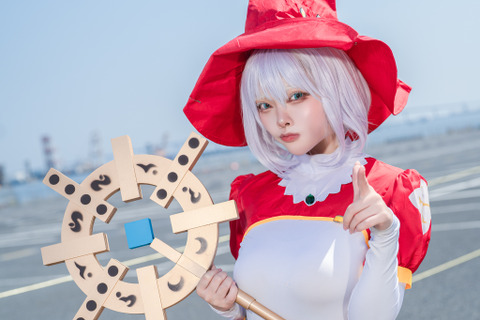 【コスプレ】フィット感のある衣装で“2.5次元”のボディを完全再現!曲線の見せ方まで完璧な美女レイヤー【写真10枚】 画像
