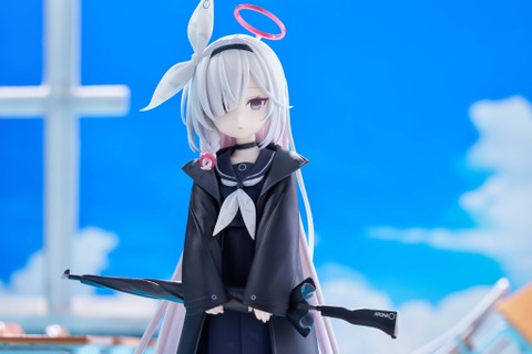 ミステリアスな雰囲気が魅力的…!『ブルアカ』より、「プラナ」1/7スケールフィギュアが予約受付中ー“笑顔”の差し替えパーツで印象が大きく変化 画像