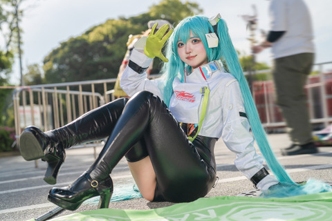 【コスプレ】ミクにリリエル、エミリアにトワ様が「ニコニコ超会議2025」に勢揃い!天使な美女レイヤー9選【写真42枚】 画像