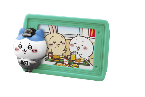 マクドナルドにて「ちいかわ」ハッピーセットが期間限定販売!日常で役立つアイテム全8種どれもキュート 画像