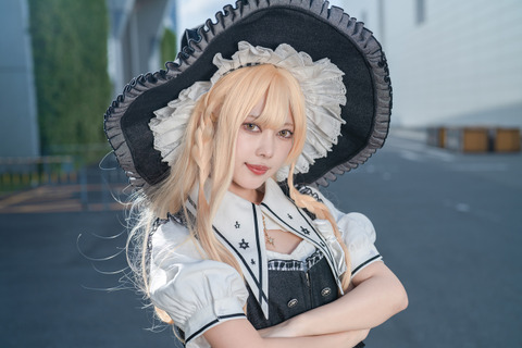 【コスプレ】おてんばだけど女の子らしくて可愛い!東方Project・霧雨魔理沙の魅力を引き出す衣装×人気レイヤーの黄金タッグ【写真8枚】 画像