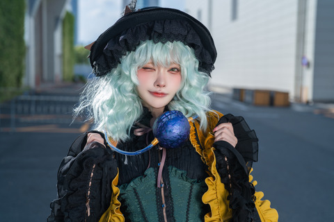 【コスプレ】姉妹コーデ衣装がクラシカルな美しさ!可愛すぎて存在感出ちゃった古明地こいしの美女レイヤー【写真10枚】 画像