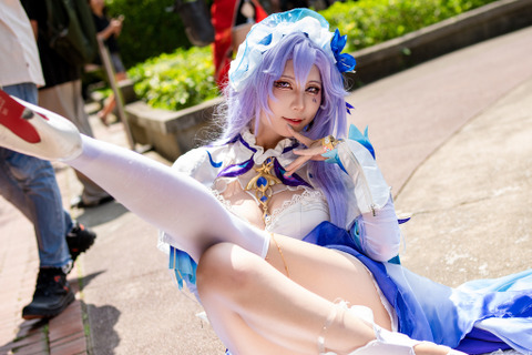 【コスプレ】鳴潮・エヴァ・甲鉄城のカバネリなど、スタイル良すぎ!キレキレキレなポージングで魅せる台湾美女まとめ【写真33枚】 画像