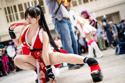 【コスプレ】日本一のくのいち「不知火舞」の圧倒的な美ボディ!曲線美が際立つポージングにメロメロ【写真9枚】 画像