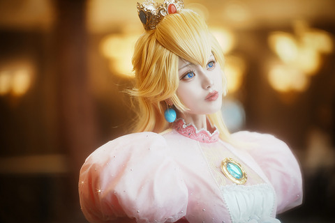 【コスプレ】「恋人の日」を記念して魅惑のヒロインが勢ぞろい!ピーチ姫、ティファ、アスナなど美女レイヤーまとめ【写真29枚】 画像