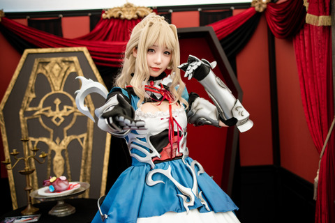 【コスプレ】中世ゴシックヴァンパイアRPG『シルブラ』リリース記念イベントレポ！秋葉原を沸かせた始祖「伊織もえ」が美しすぎた【写真23枚】 画像