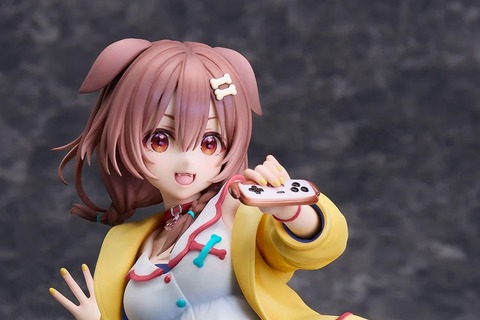 元気いっぱいな笑顔が可愛い!ホロライブ・戌神ころねのフィギュアが予約受付中ーゲーム機をイメージした台座には「ころねすきー」も 画像