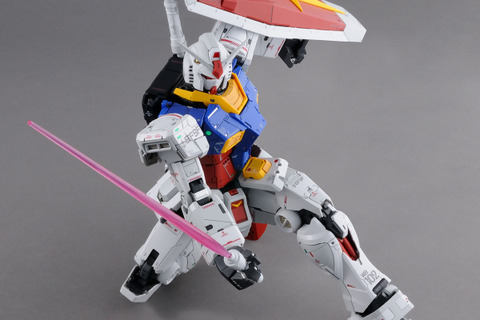 最高峰ガンプラ「PG UNLEASHED 1/60 RX-78-2 ガンダム」がプレバンで再販!拡張用の「クリアカラーボディ」と共に7月10日11時より予約開始 画像