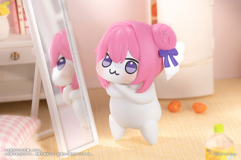 『勝利の女神：NIKKE』を代表する？謎生物「DORO」アクションフィギュア登場！出世街道を歩むネットミーム発のマスコット 画像
