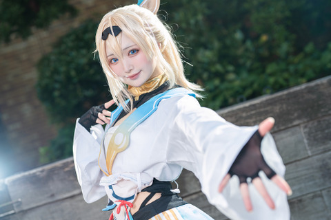 【コスプレ】愛らしい顔立ちと大人びた横顔にドキッ!多彩な表情を見せる「ホロライブ」風真いろはが可愛いすぎた【写真8枚】 画像
