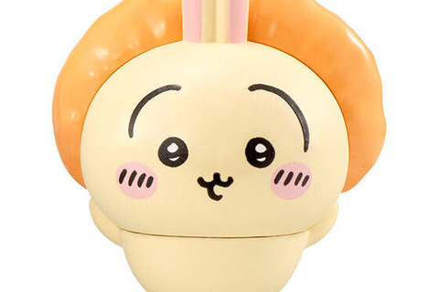 みかんを枕にするうさぎが太々しい！ガシャポン「ちいかわ ならぶんです。」第3弾のテーマは、サイダーフルーツポンチ湧きどころで水遊び 画像