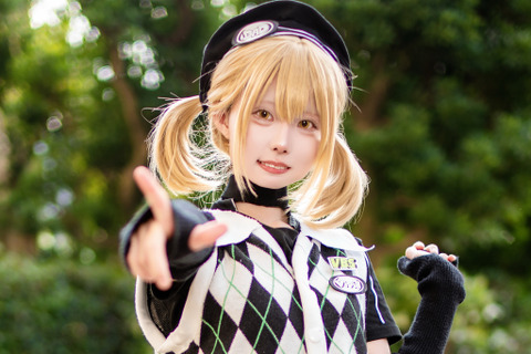 【コスプレ】ショートツインテールが愛らしすぎる！バストアップで見つめたい『プロセカ』小豆沢こはねの美女レイヤー【写真8枚】 画像