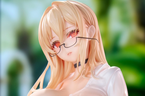 濡れたシャツから零れそうなバストが透け透け…!『アズレン』より「インプラカブル」が着せ替え衣装「迷える指揮官を導いて」の姿で立体化 画像