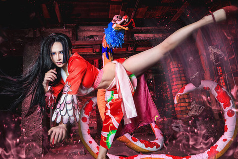 【コスプレ】「ONE PIECE」ハンコックが眩しすぎる！9月2日（九蛇）の誕生日を記念して、美女レイヤーによる人気フォトまとめ【写真13枚】 画像