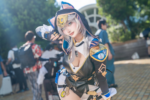 【コスプレ】猫っぽい表情に躍動感のあるポージングが魅力的!『崩スタ』サフェルのしなやかな美スタイルが可愛いすぎた【写真7枚】 画像