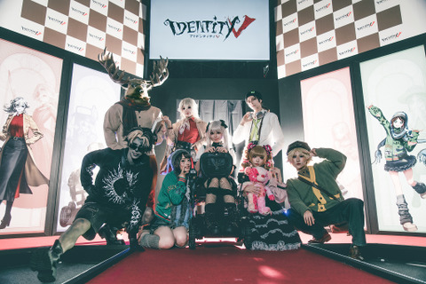 【コスプレ】ゲームの再現度合いがすごい『第五人格』ブースレポ!傭兵から血の女王までハンターとサバイバーが集結【TGS2025】 画像