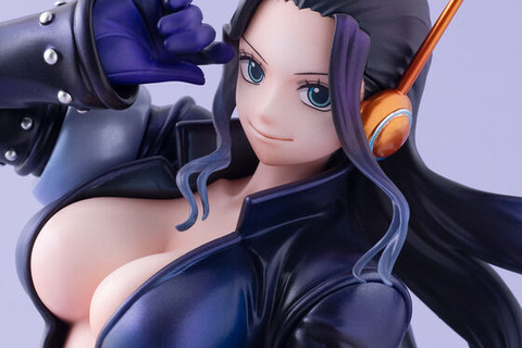 セクシーすぎる「ワンピース」エッグヘッド編の衣装…！「ニコ・ロビン」がハイクオリティな造形と彩色で立体化 画像