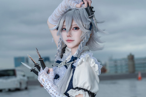 【コスプレ】東方Projectの人気キャラが例大祭に集結！咲夜にフランなどポージングも本物すぎる美女レイヤー7選【写真30枚】 画像