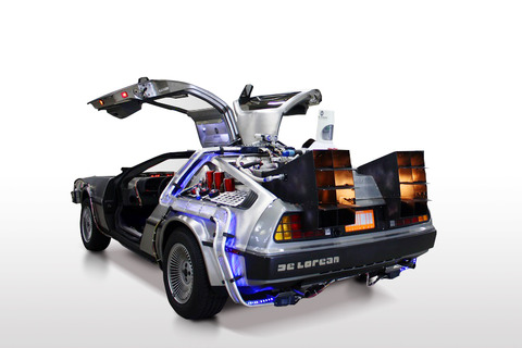 ついに“ごみを使用して動くデロリアン”が実現!「BTTF Part2」の舞台である“10月21日”に一般公開 画像