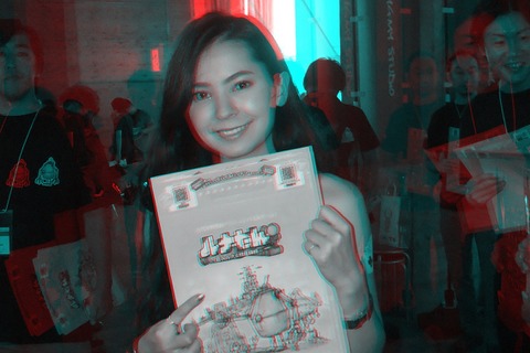 赤青メガネを用意せよ!TGS美人コンパニオンの魅力を懐かしの3Dでお届け 画像