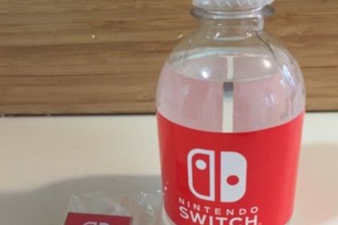 「ニンテンドースイッチ」NY体験会の無料配布グッズにプレミア価格、「飲料水」に100ドルも 画像