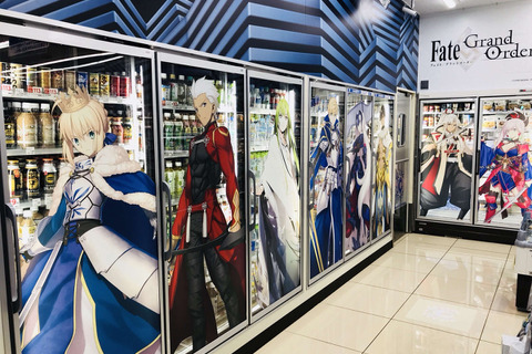 「ローソン秋葉原スクエア店」を『FGO』でデコレーション！ 冷蔵ケースにアルトリアやジャンヌ、エミヤらがズラリ 画像