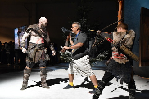 俺とお前もクレイトス！『God of War』ブースでクレイトスになってクレイトスと握手！【PSX 17】 画像