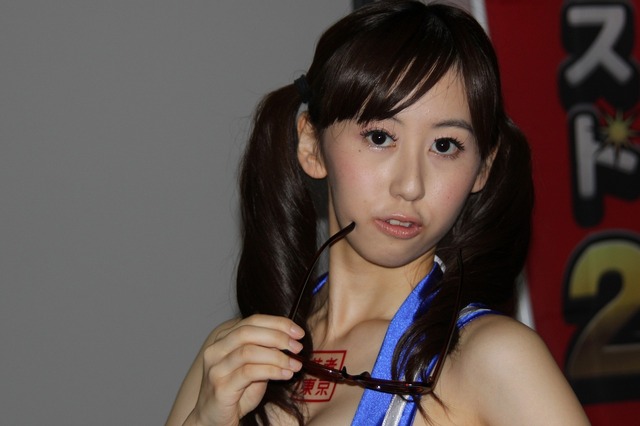 【東京ゲームショウ2013】二日目のコンパニオンのお姉様たち写真集