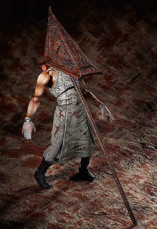 サイレントヒル レッドピラミッドシング三角頭ぬいぐるみ 赤 SILENT HILL」－ レッドピラミッドシング ぬいぐるみ - Fangamer