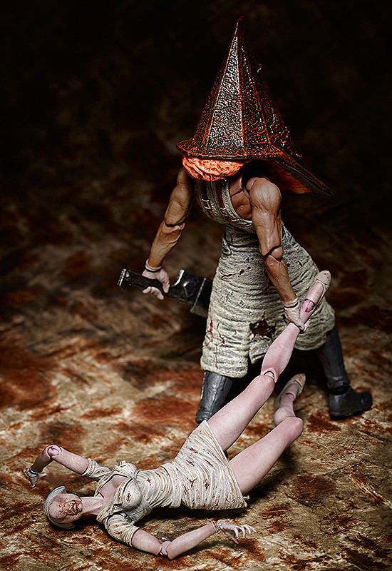figma レッドピラミッドシング　バブルヘッドナース 574577.jpg