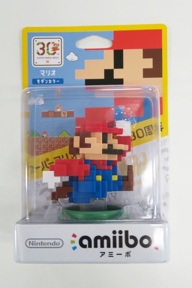 スーパーマリオメーカー(ブックレット付)』と「amiibo マリオ(モダン