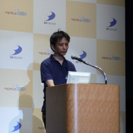 杉山忍プロデューサーは学ぶということは面倒臭く長続きしないが、そんな言い訳をペ・ヨンジュン氏にできますか、と会場の家族に問いかける