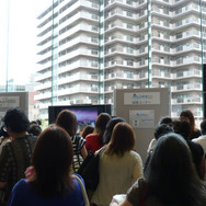 イベント終了後、両作品の試遊台には幸運な家族が殺到した