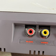 国内ではほとんど情報が無い海外版ファミコン「NES」の不思議な世界─ソフトの入れ方すら異なる“別物”っぷり!生粋のマニアがその魅力を語る