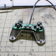 バンダイ2/5「プレイステーション(SCPH-1000)」プラモレビュー……基板まで再現したゲームハードのプラモデルの魅力とは？【ゲーム系プラモって実際どう?】