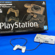 バンダイ2/5「プレイステーション(SCPH-1000)」プラモレビュー……基板まで再現したゲームハードのプラモデルの魅力とは？【ゲーム系プラモって実際どう?】