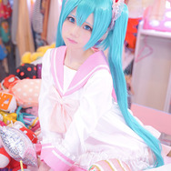 初音ミク「LOL -lots of laugh-」／画像提供：舞陽女